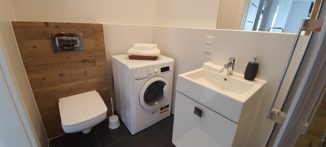 Apartament Krakowska Prestige Apartment Wroclaw Ngoại thất bức ảnh